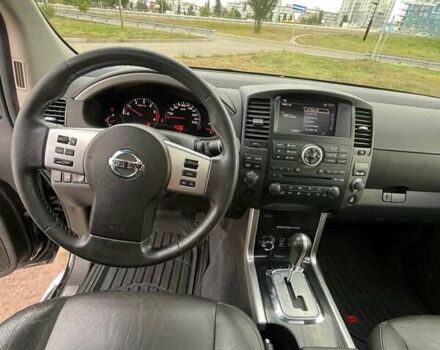 Черный Ниссан Патфайндер, объемом двигателя 2.5 л и пробегом 167 тыс. км за 17000 $, фото 6 на Automoto.ua