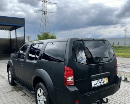 Чорний Ніссан Патфайндер, об'ємом двигуна 0 л та пробігом 260 тис. км за 7500 $, фото 8 на Automoto.ua