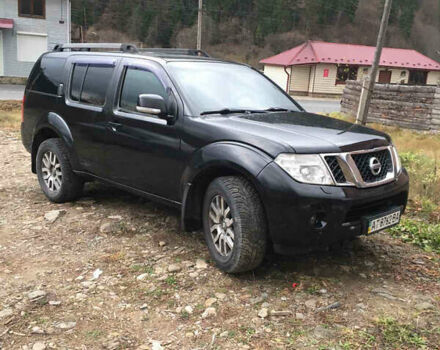 Черный Ниссан Патфайндер, объемом двигателя 2.5 л и пробегом 250 тыс. км за 11200 $, фото 1 на Automoto.ua