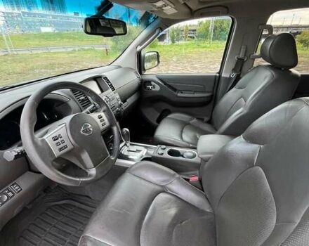 Черный Ниссан Патфайндер, объемом двигателя 2.5 л и пробегом 167 тыс. км за 17000 $, фото 7 на Automoto.ua