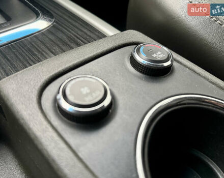 Черный Ниссан Патфайндер, объемом двигателя 3 л и пробегом 265 тыс. км за 18600 $, фото 33 на Automoto.ua