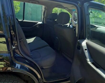 Черный Ниссан Патфайндер, объемом двигателя 2.5 л и пробегом 153 тыс. км за 15000 $, фото 5 на Automoto.ua