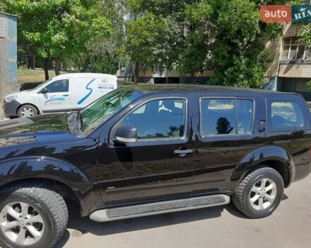 Черный Ниссан Патфайндер, объемом двигателя 2.5 л и пробегом 153 тыс. км за 15000 $, фото 1 на Automoto.ua