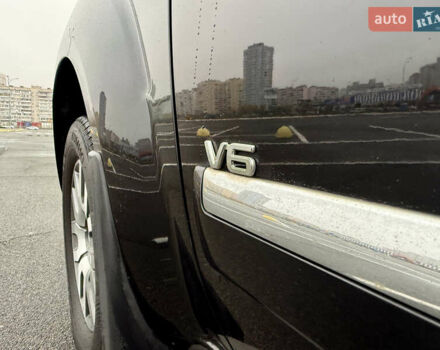 Черный Ниссан Патфайндер, объемом двигателя 3 л и пробегом 265 тыс. км за 18600 $, фото 34 на Automoto.ua