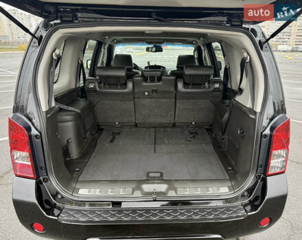 Черный Ниссан Патфайндер, объемом двигателя 3 л и пробегом 265 тыс. км за 18600 $, фото 43 на Automoto.ua