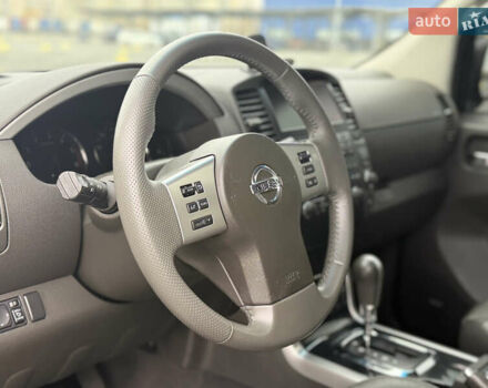 Черный Ниссан Патфайндер, объемом двигателя 3 л и пробегом 265 тыс. км за 18600 $, фото 24 на Automoto.ua