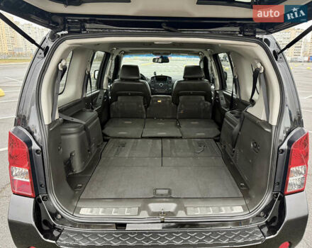 Черный Ниссан Патфайндер, объемом двигателя 3 л и пробегом 265 тыс. км за 18600 $, фото 44 на Automoto.ua