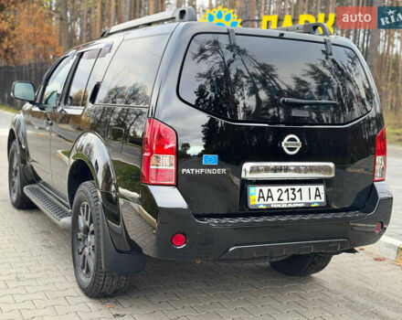 Черный Ниссан Патфайндер, объемом двигателя 2.5 л и пробегом 170 тыс. км за 14800 $, фото 6 на Automoto.ua