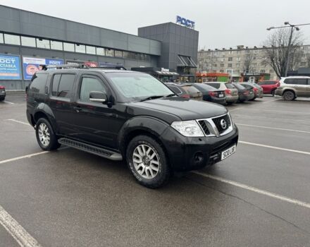 Черный Ниссан Патфайндер, объемом двигателя 2.5 л и пробегом 187 тыс. км за 5500 $, фото 6 на Automoto.ua