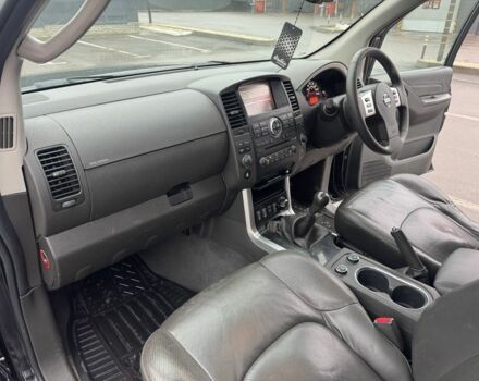 Черный Ниссан Патфайндер, объемом двигателя 2.5 л и пробегом 187 тыс. км за 4999 $, фото 11 на Automoto.ua