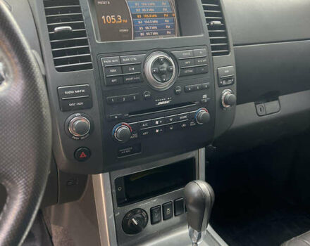 Чорний Ніссан Патфайндер, об'ємом двигуна 3.95 л та пробігом 131 тис. км за 20500 $, фото 13 на Automoto.ua