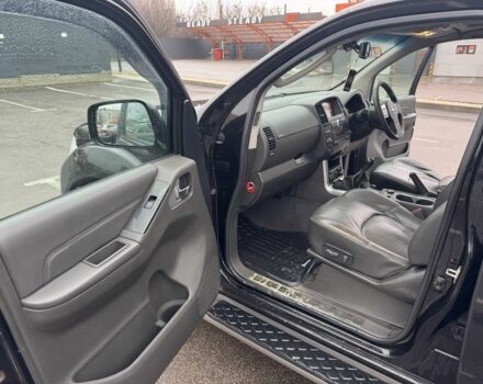 Черный Ниссан Патфайндер, объемом двигателя 2.5 л и пробегом 187 тыс. км за 5500 $, фото 10 на Automoto.ua