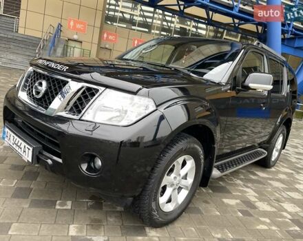 Черный Ниссан Патфайндер, объемом двигателя 2.5 л и пробегом 48 тыс. км за 18800 $, фото 4 на Automoto.ua