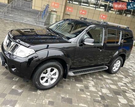 Черный Ниссан Патфайндер, объемом двигателя 2.5 л и пробегом 48 тыс. км за 18800 $, фото 9 на Automoto.ua