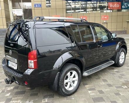Черный Ниссан Патфайндер, объемом двигателя 2.5 л и пробегом 48 тыс. км за 18800 $, фото 26 на Automoto.ua