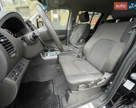 Черный Ниссан Патфайндер, объемом двигателя 2.5 л и пробегом 48 тыс. км за 18800 $, фото 39 на Automoto.ua