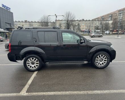 Черный Ниссан Патфайндер, объемом двигателя 2.5 л и пробегом 187 тыс. км за 5500 $, фото 5 на Automoto.ua