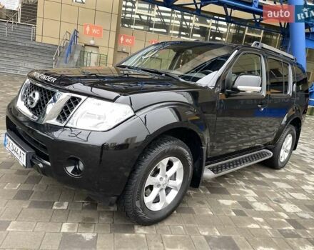 Черный Ниссан Патфайндер, объемом двигателя 2.5 л и пробегом 48 тыс. км за 18800 $, фото 6 на Automoto.ua