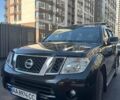 Черный Ниссан Патфайндер, объемом двигателя 2.5 л и пробегом 235 тыс. км за 14500 $, фото 1 на Automoto.ua