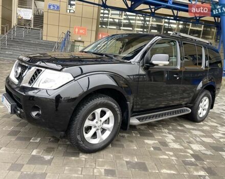 Черный Ниссан Патфайндер, объемом двигателя 2.5 л и пробегом 48 тыс. км за 18800 $, фото 8 на Automoto.ua