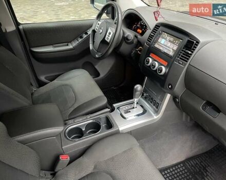 Черный Ниссан Патфайндер, объемом двигателя 2.5 л и пробегом 48 тыс. км за 18800 $, фото 59 на Automoto.ua