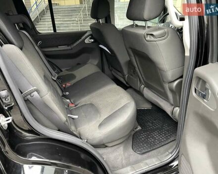 Черный Ниссан Патфайндер, объемом двигателя 2.5 л и пробегом 48 тыс. км за 18800 $, фото 55 на Automoto.ua