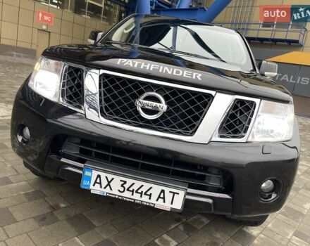 Черный Ниссан Патфайндер, объемом двигателя 2.5 л и пробегом 48 тыс. км за 18800 $, фото 1 на Automoto.ua