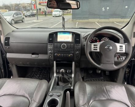 Черный Ниссан Патфайндер, объемом двигателя 2.5 л и пробегом 187 тыс. км за 4999 $, фото 12 на Automoto.ua