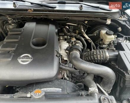 Чорний Ніссан Патфайндер, об'ємом двигуна 2.5 л та пробігом 310 тис. км за 20750 $, фото 23 на Automoto.ua