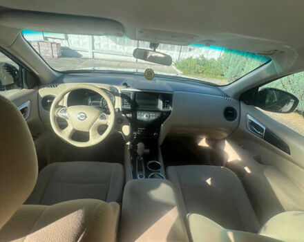 Черный Ниссан Патфайндер, объемом двигателя 3.5 л и пробегом 240 тыс. км за 10900 $, фото 3 на Automoto.ua