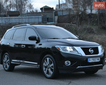 Черный Ниссан Патфайндер, объемом двигателя 3.5 л и пробегом 245 тыс. км за 12900 $, фото 2 на Automoto.ua