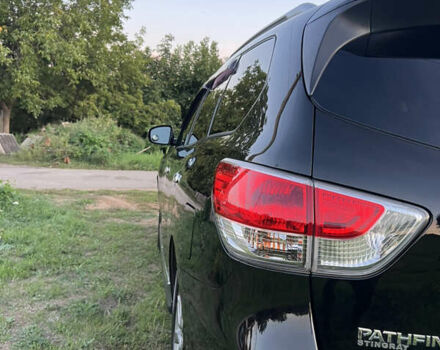 Ниссан Патфайндер 2014 в Кривом Роге на Automoto.ua Черный Ниссан Патфайндер, объемом двигателя 3.5 л и пробегом 206 тыс. км за 12100 $, фото 7 на Automoto.ua