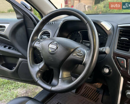 Ниссан Патфайндер 2014 в Кривом Роге на Automoto.ua Черный Ниссан Патфайндер, объемом двигателя 3.5 л и пробегом 206 тыс. км за 12100 $, фото 12 на Automoto.ua