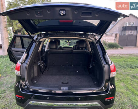 Ниссан Патфайндер 2014 в Кривом Роге на Automoto.ua Черный Ниссан Патфайндер, объемом двигателя 3.5 л и пробегом 206 тыс. км за 12100 $, фото 29 на Automoto.ua