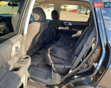 Чорний Ніссан Патфайндер, об'ємом двигуна 3.5 л та пробігом 151 тис. км за 10800 $, фото 7 на Automoto.ua