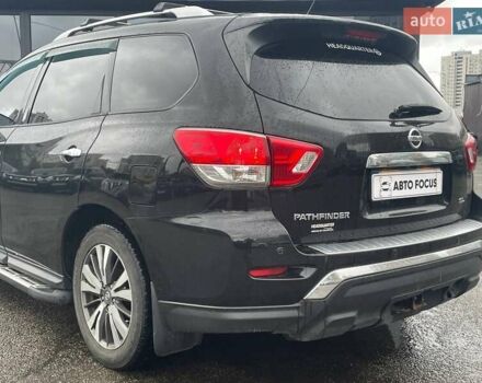 Чорний Ніссан Патфайндер, об'ємом двигуна 3.5 л та пробігом 195 тис. км за 12990 $, фото 5 на Automoto.ua