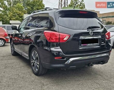 Черный Ниссан Патфайндер, объемом двигателя 3.5 л и пробегом 159 тыс. км за 16200 $, фото 9 на Automoto.ua