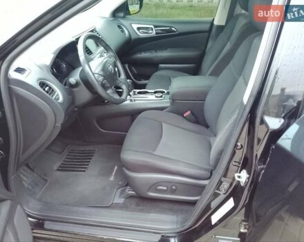 Черный Ниссан Патфайндер, объемом двигателя 3.5 л и пробегом 186 тыс. км за 14700 $, фото 11 на Automoto.ua