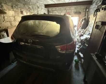 Черный Ниссан Патфайндер, объемом двигателя 3.6 л и пробегом 60 тыс. км за 3500 $, фото 7 на Automoto.ua