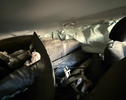 Черный Ниссан Патфайндер, объемом двигателя 3.6 л и пробегом 60 тыс. км за 3500 $, фото 11 на Automoto.ua