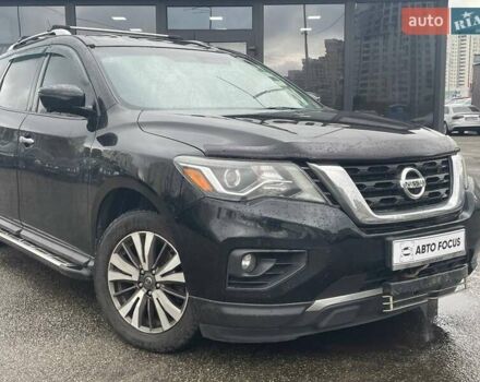 Чорний Ніссан Патфайндер, об'ємом двигуна 3.5 л та пробігом 195 тис. км за 12990 $, фото 1 на Automoto.ua