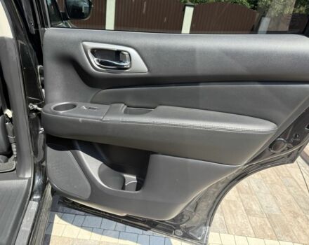 Черный Ниссан Патфайндер, объемом двигателя 3.5 л и пробегом 114 тыс. км за 19800 $, фото 14 на Automoto.ua