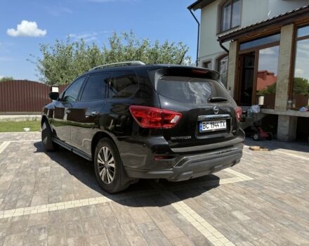 Черный Ниссан Патфайндер, объемом двигателя 3.5 л и пробегом 114 тыс. км за 19800 $, фото 2 на Automoto.ua