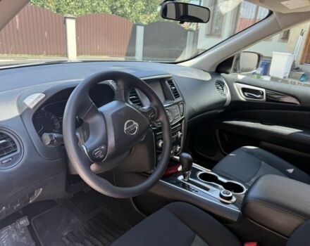 Черный Ниссан Патфайндер, объемом двигателя 3.5 л и пробегом 114 тыс. км за 19800 $, фото 6 на Automoto.ua