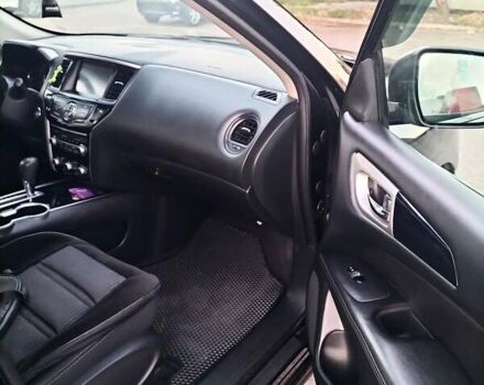 Черный Ниссан Патфайндер, объемом двигателя 3.5 л и пробегом 87 тыс. км за 17000 $, фото 14 на Automoto.ua