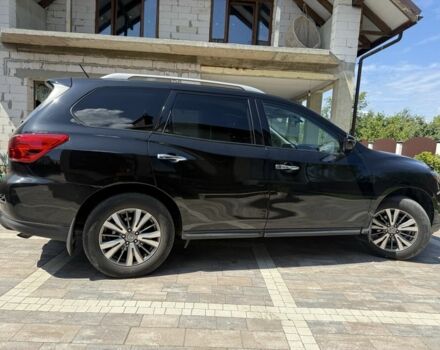 Черный Ниссан Патфайндер, объемом двигателя 3.5 л и пробегом 114 тыс. км за 19800 $, фото 4 на Automoto.ua