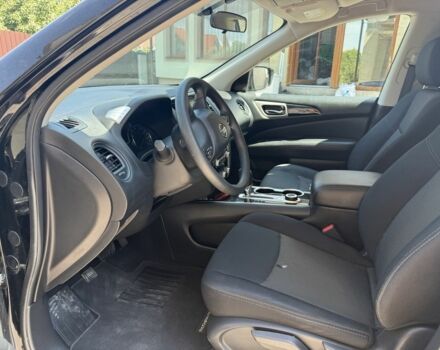 Черный Ниссан Патфайндер, объемом двигателя 3.5 л и пробегом 114 тыс. км за 19800 $, фото 5 на Automoto.ua