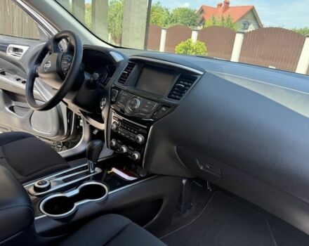 Черный Ниссан Патфайндер, объемом двигателя 3.5 л и пробегом 114 тыс. км за 19800 $, фото 17 на Automoto.ua