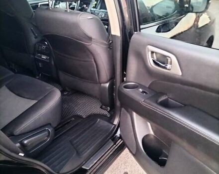 Черный Ниссан Патфайндер, объемом двигателя 3.5 л и пробегом 87 тыс. км за 17000 $, фото 15 на Automoto.ua