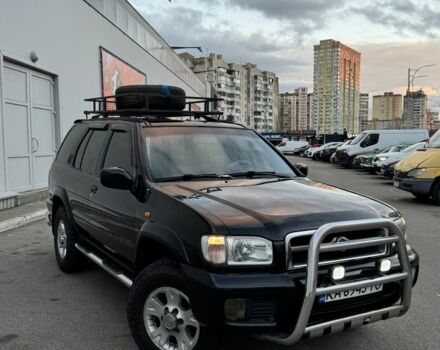 Черный Ниссан Патфайндер, объемом двигателя 3.3 л и пробегом 465 тыс. км за 5600 $, фото 1 на Automoto.ua